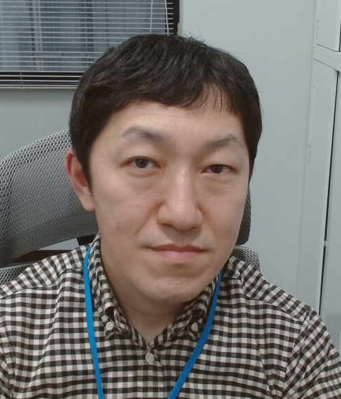 Yasutomo Kawanishi